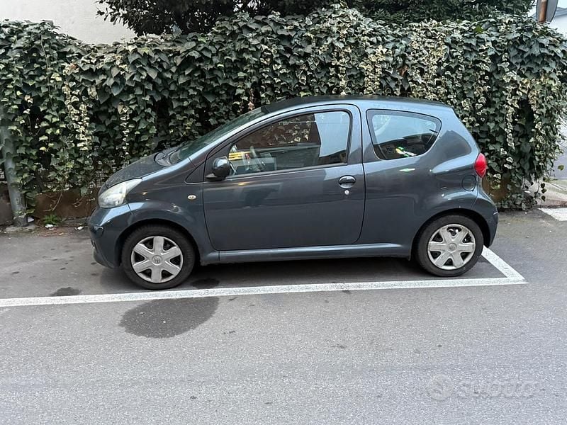 Usata Toyota Aygo 68 CV (50 kW) 2010 Utilitaria