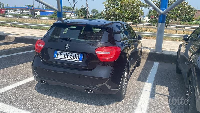 Usata Mercedes A180 2015 Nero Berlina