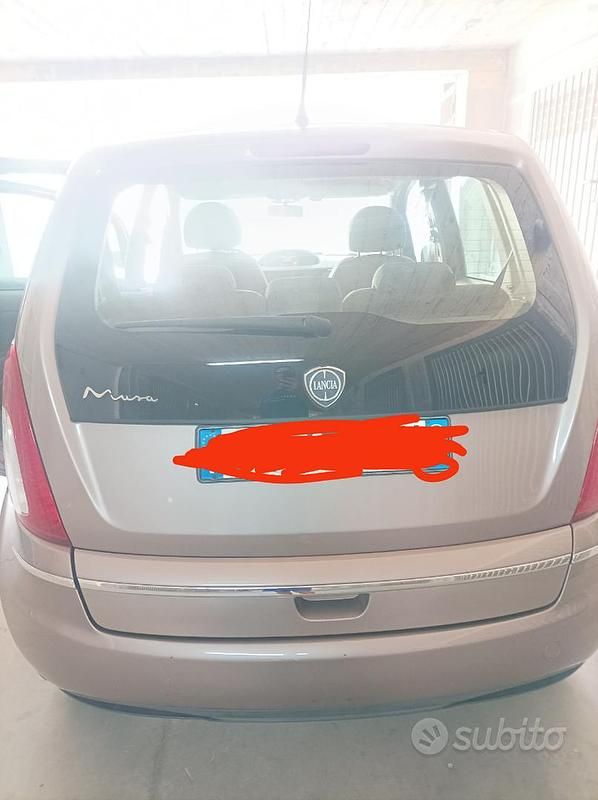 Usata Lancia Musa 77 CV (56 kW) 2009 Marrone Monovolume