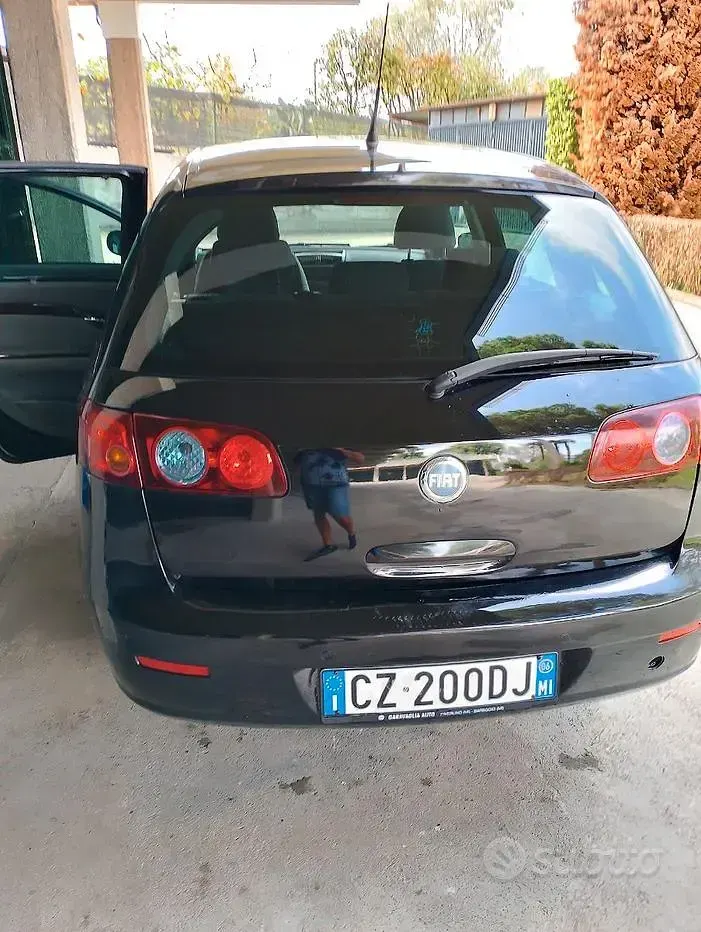 Usata Fiat Croma 120 CV (88 kW) 2006 Nero Station wagon