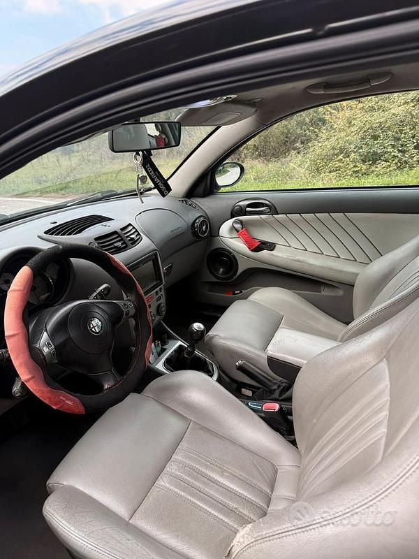 Usata Alfa Romeo 147 2005 Nero Utilitaria