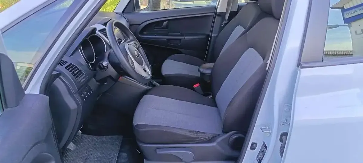 Usata Kia Venga 90 CV (66 kW) 2016 Bianco Utilitaria