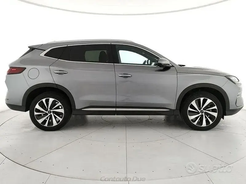 Nieuw BYD Seal U Design 324 PK (238 kW) 2026 Grijs SUV