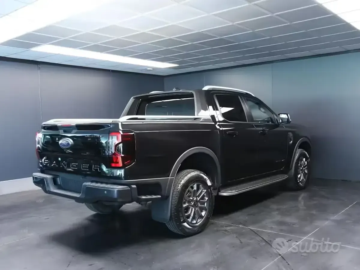 Usata Ford Ranger Wildtrack 205 CV (150 kW) 2025 Nero Pick-up