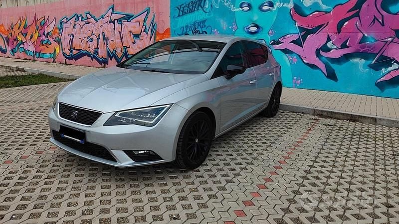 Usata Seat Leon CONNECT 110 CV (80 kW) 2016 Grigio Berlina