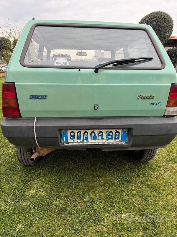 Usata Fiat Panda Young 54 CV (39 kW) 2002 Verde Berlina