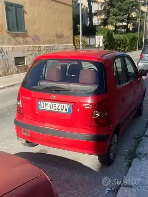 Usata Hyundai Atos 63 CV (46 kW) 2008 Rosso Utilitaria