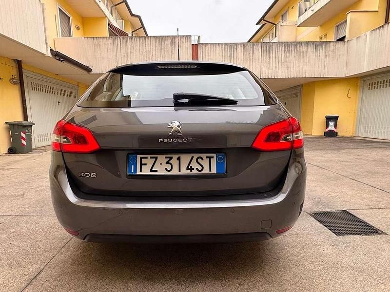 Usata Peugeot 308 Business-Line 131 CV (96 kW) 2019 Bronzo Station wagon