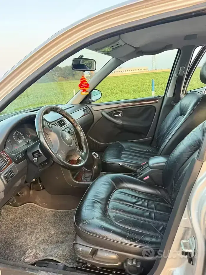 Usata Rover 45 101 CV (74 kW) 2001 Grigio Berlina