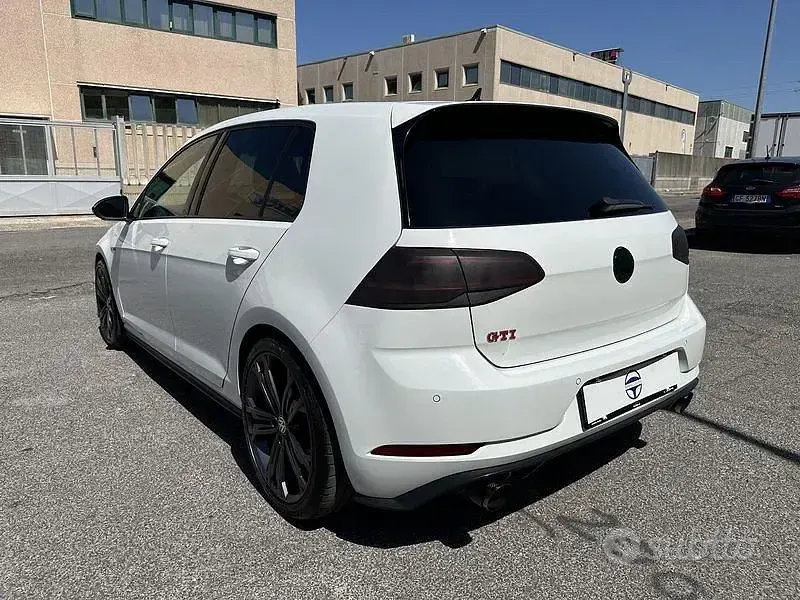 Usata VW Golf VII GTI 245 CV (180 kW) 2019 Bianco Berlina
