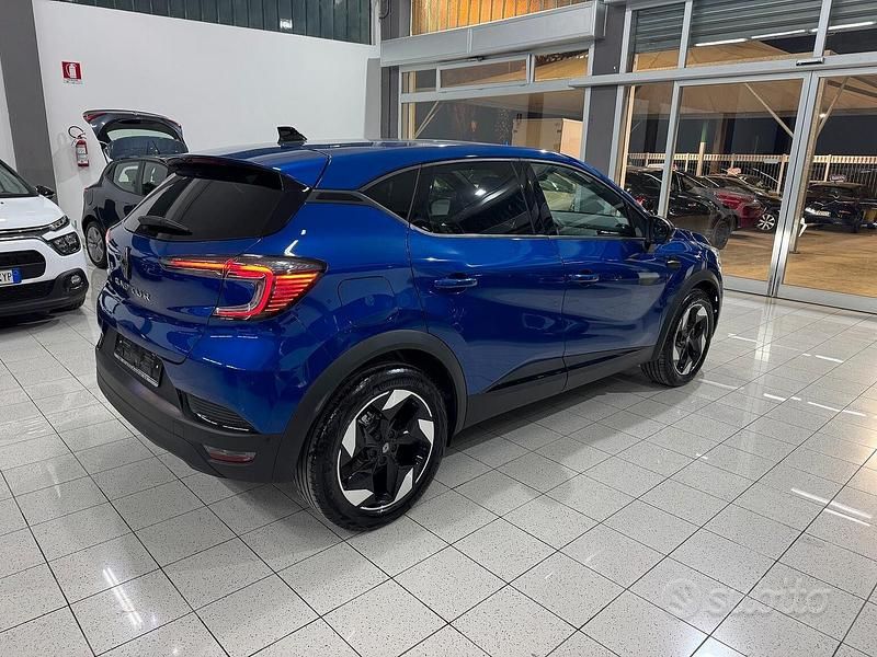 Usata Renault Captur Techno 91 CV (66 kW) 2025 Blu/azzurro SUV