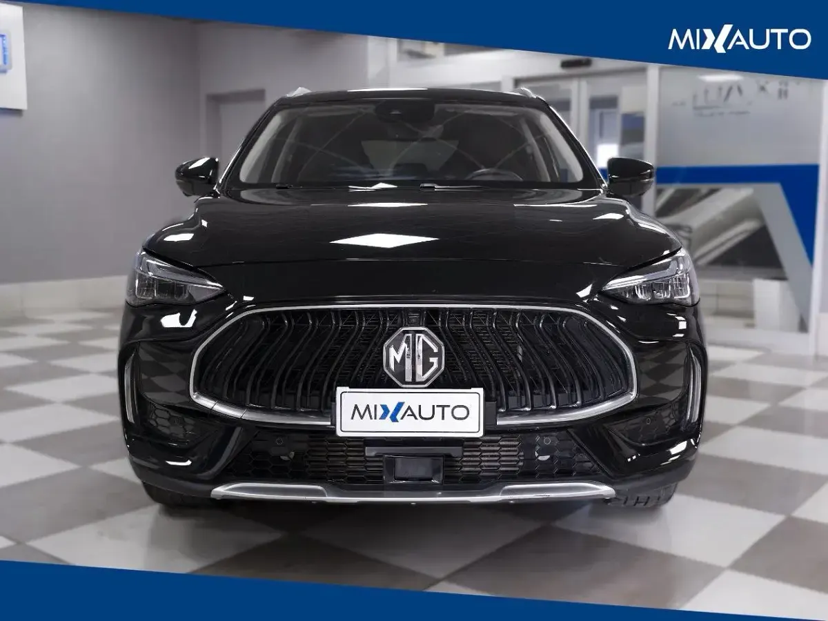 Usata MG HS Luxury 161 CV (118 kW) 2024 Viola SUV