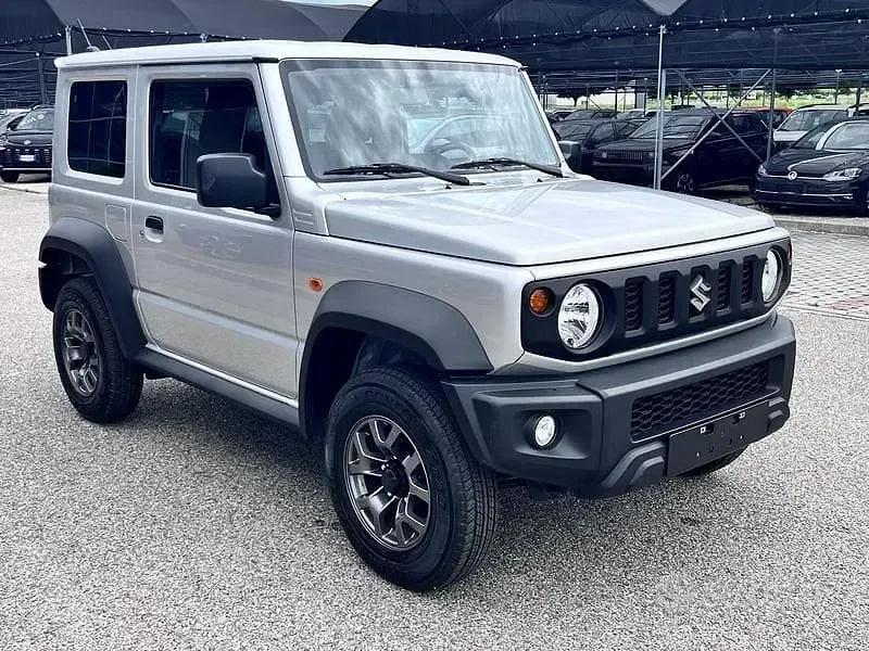 Nuova Suzuki Jimny 2026 Grigio SUV