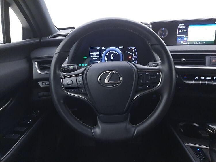 Usata Lexus UX Business Edition 183 CV (134 kW) 2021 Grigio SUV