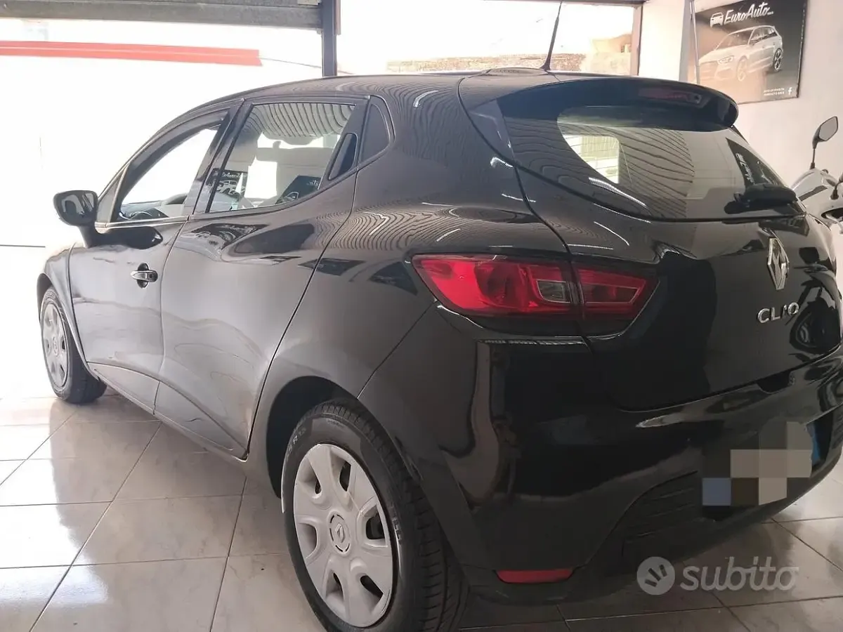 Usata Renault Clio IV 75 CV (55 kW) 2018 Nero Berlina