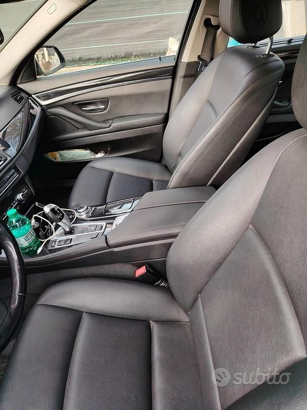 Usata BMW 518 150 CV (110 kW) 2016 Nero Berlina