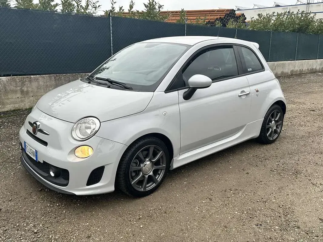 Usata Abarth 595 140 CV (102 kW) 2016 Utilitaria
