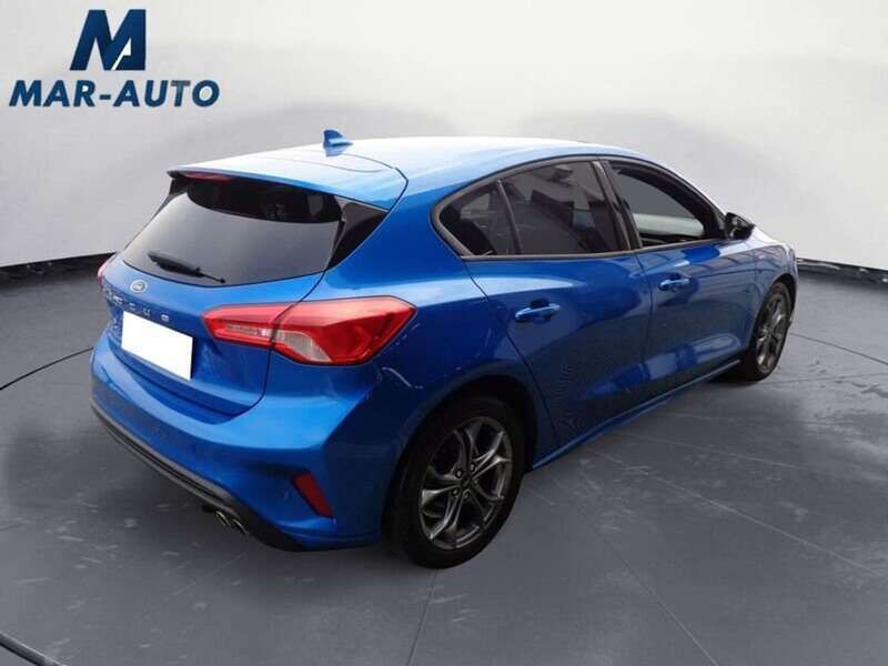 Usata Ford Focus ST-Line 120 CV (88 kW) 2021 Blu Berlina