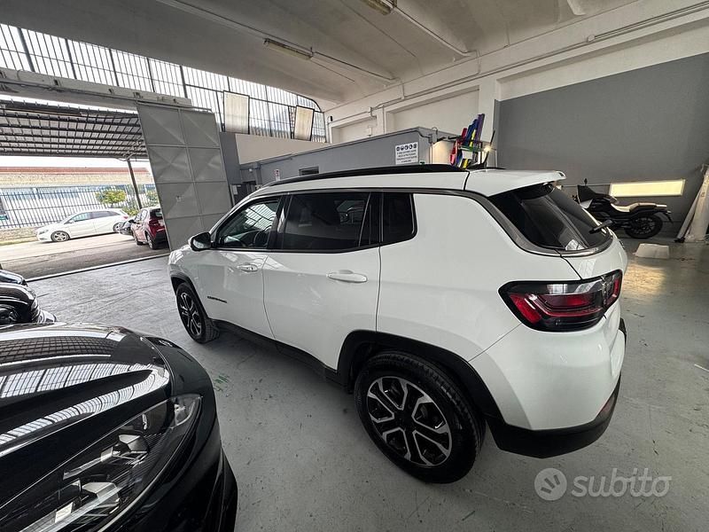 Usata Jeep Compass Limited 130 CV (95 kW) 2022 Bianco SUV