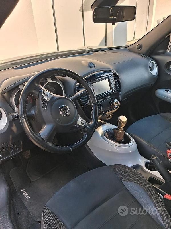 Usata Nissan Juke 110 CV (80 kW) 2016 Nero SUV