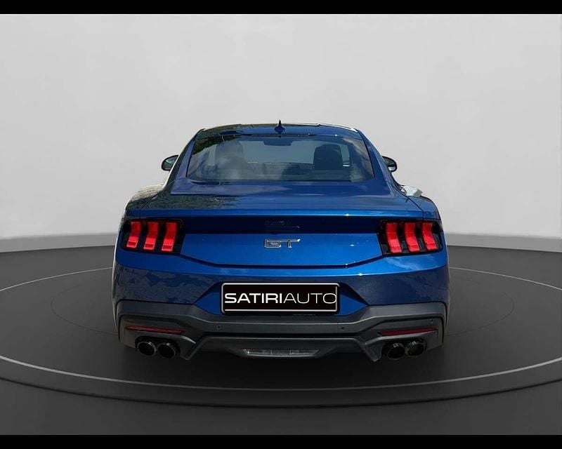 Usata Ford Mustang GT Fastback 446 CV (328 kW) 2024 Blu Coupé