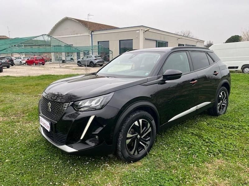 Usata Peugeot 2008 Allure 110 CV (80 kW) 2021 Nero SUV