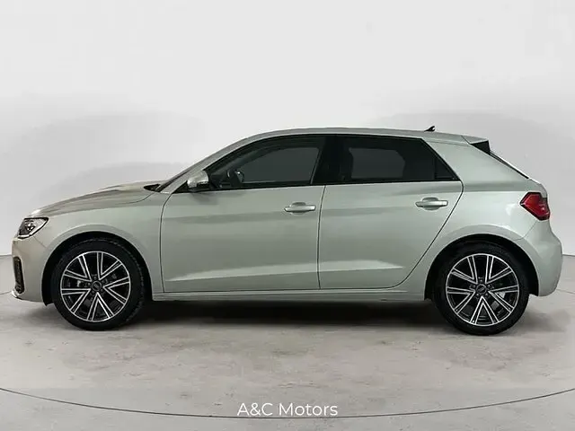 Usata Audi A1 Sportback Advanced 95 CV (69 kW) 2025 Argento Utilitaria