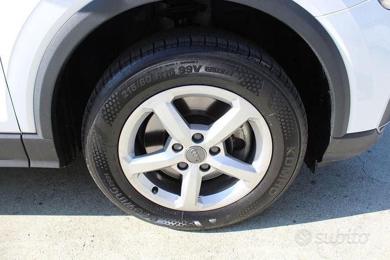 Usata Audi Q2 Design 117 CV (86 kW) 2018 Bianco SUV