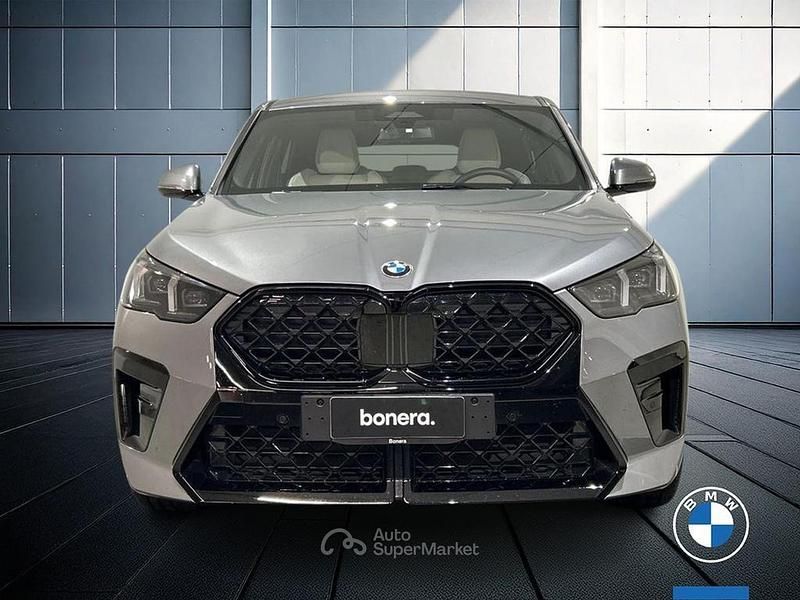 Begagnad BMW X2 M Sport 163 HK (119 kW) 2025 Grå SUV