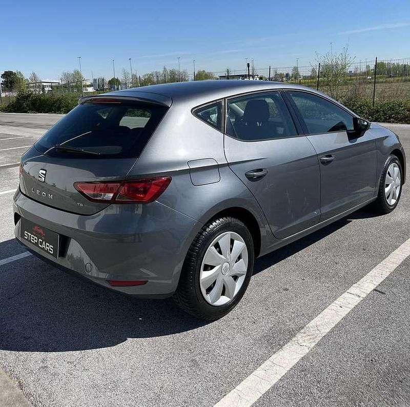 Usata Seat Leon Reference 86 CV (63 kW) 2014 Berlina