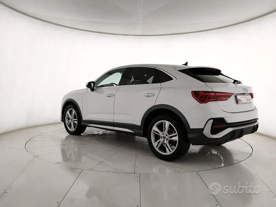 Usata Audi Q3 Sportback S-Line 150 CV (110 kW) 2024 Bianco SUV