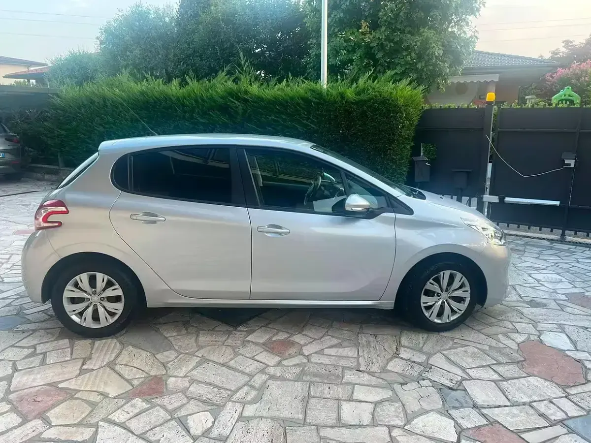 Usata Peugeot 206 82 CV (60 kW) 2014 Grigio Berlina