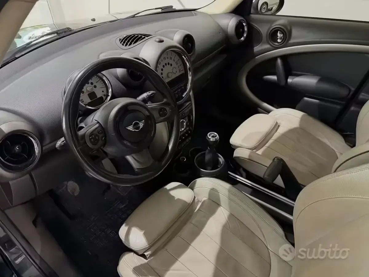 Usata Mini Countryman 111 CV (81 kW) 2011 SUV