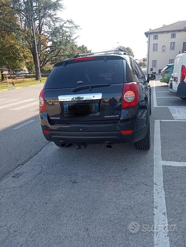 Usata Chevrolet Captiva 163 CV (119 kW) 2011 Nero SUV