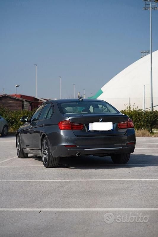 Usata BMW 320 184 CV (135 kW) 2013 Berlina