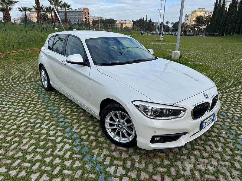 Usata BMW 118 Efficient Dynamics 150 CV (110 kW) 2015 Bianco Utilitaria