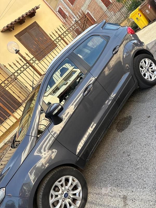 Usata Ford Ecosport Titanium 95 CV (69 kW) 2016 Grigio SUV