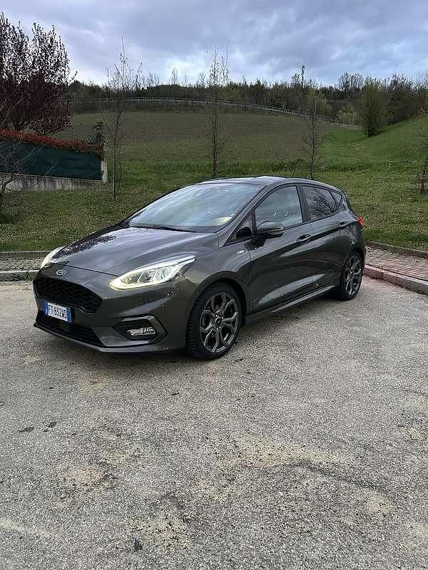 Usata 2019 Ford Fiesta ST-Line Berlina | 9000 € (Ottimo prezzo) - Immagine 1/4