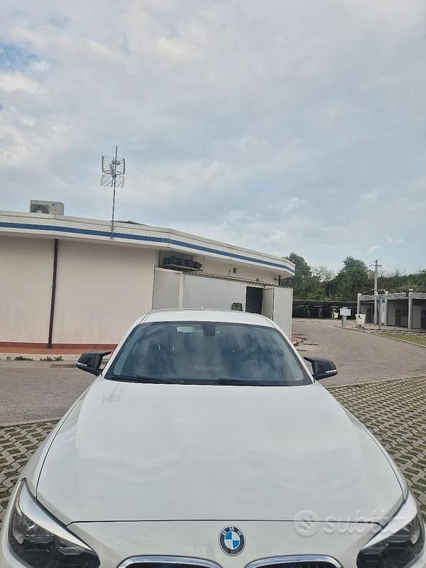 Usata BMW 116 116 CV (85 kW) 2024 Bianco Utilitaria