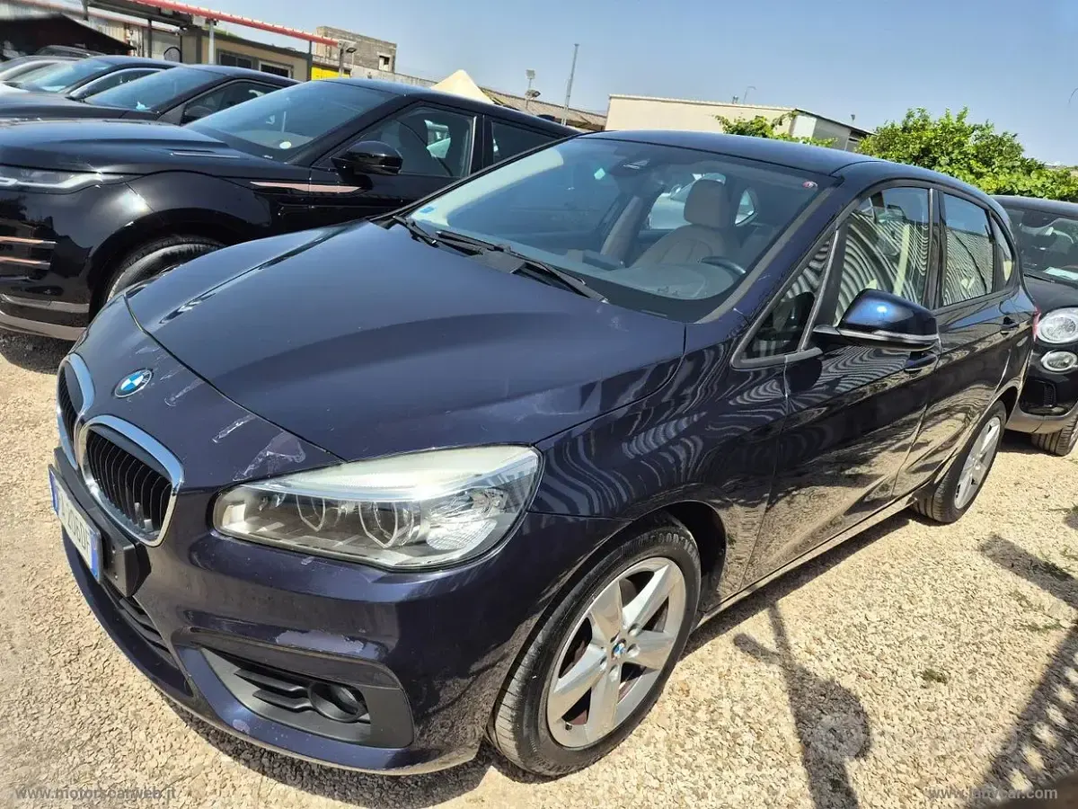 Usata BMW 218 Active Tourer Advantage 150 CV (110 kW) 2015 Blu/azzurro Monovolume
