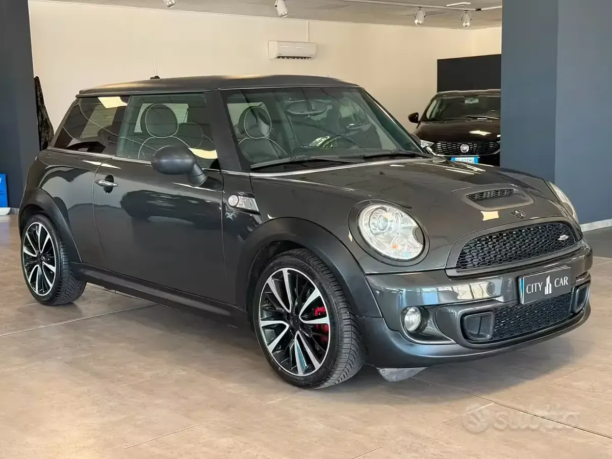 Usata Mini Cooper S Coupé 184 CV (135 kW) 2010 Coupé