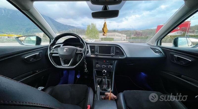 Usata Seat Leon FR 150 CV (110 kW) 2016 Bianco Utilitaria