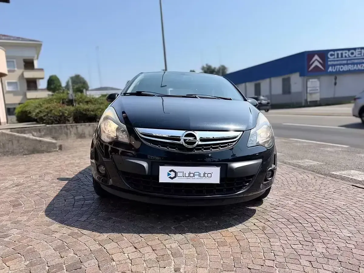 Usata Opel Corsa 2015 Utilitaria