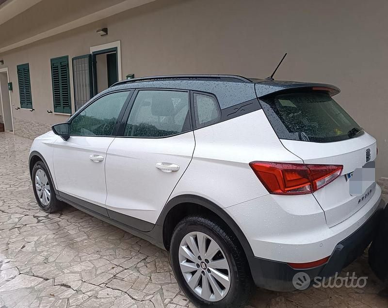 Usata Seat Arona Style 95 CV (69 kW) 2019 Bianco SUV