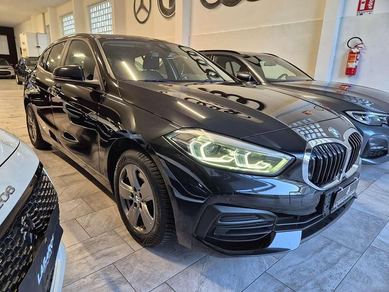 Usata BMW 116 Advantage 116 CV (85 kW) 2021 Nero Utilitaria