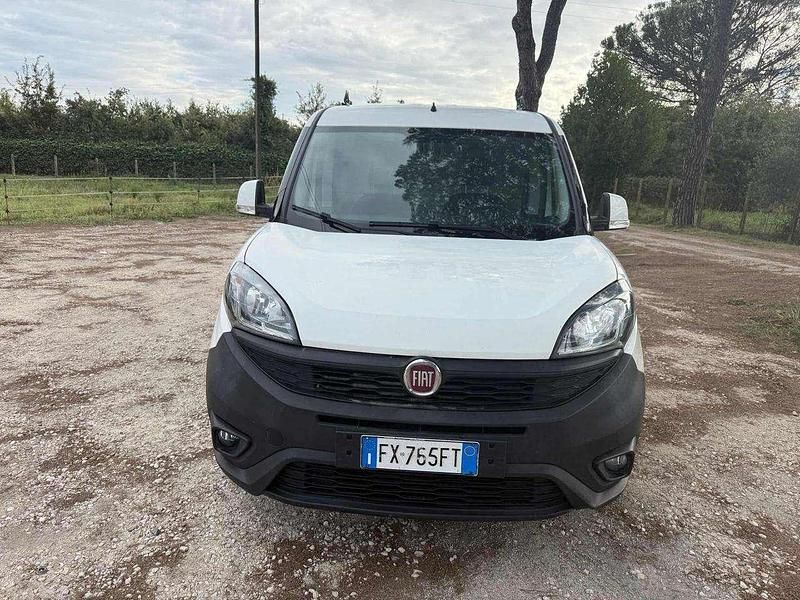 Usata Fiat Doblò S 95 CV (69 kW) 2019 Bianco Monovolume