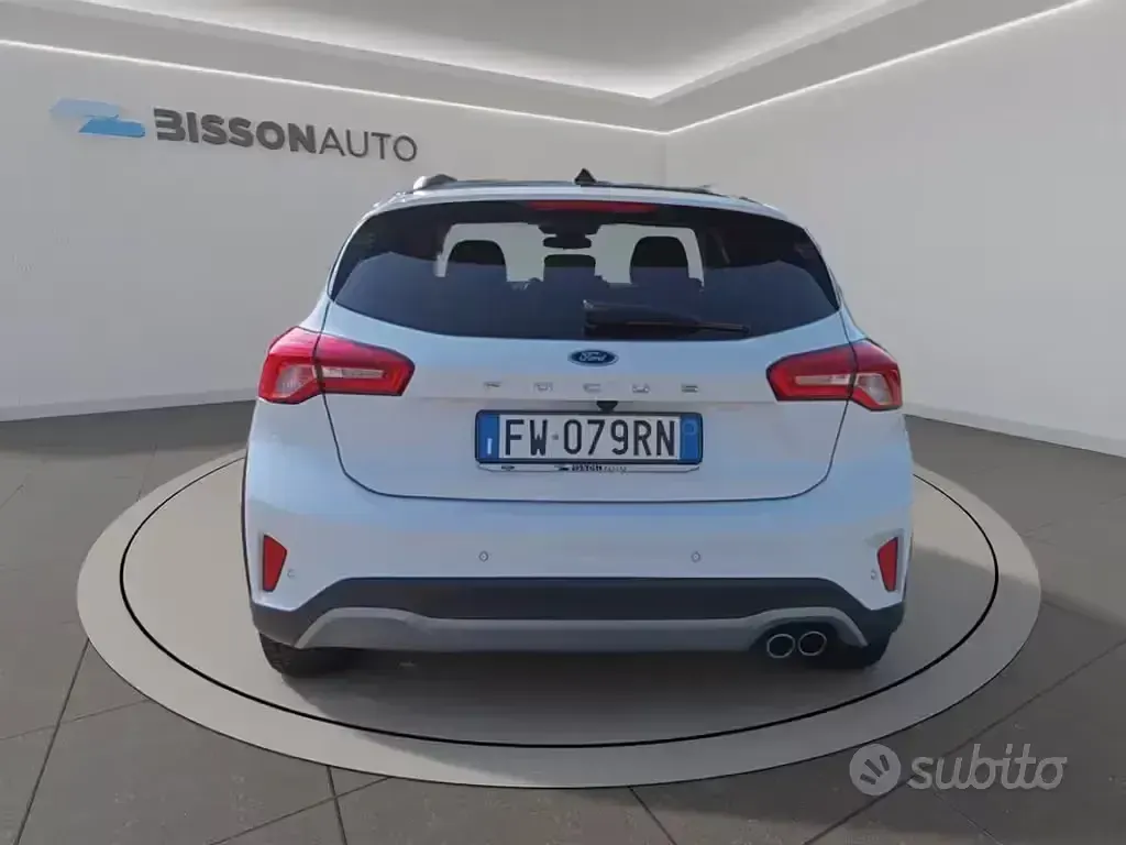 Usata Ford Focus Active 125 CV (91 kW) 2019 Bianco Berlina