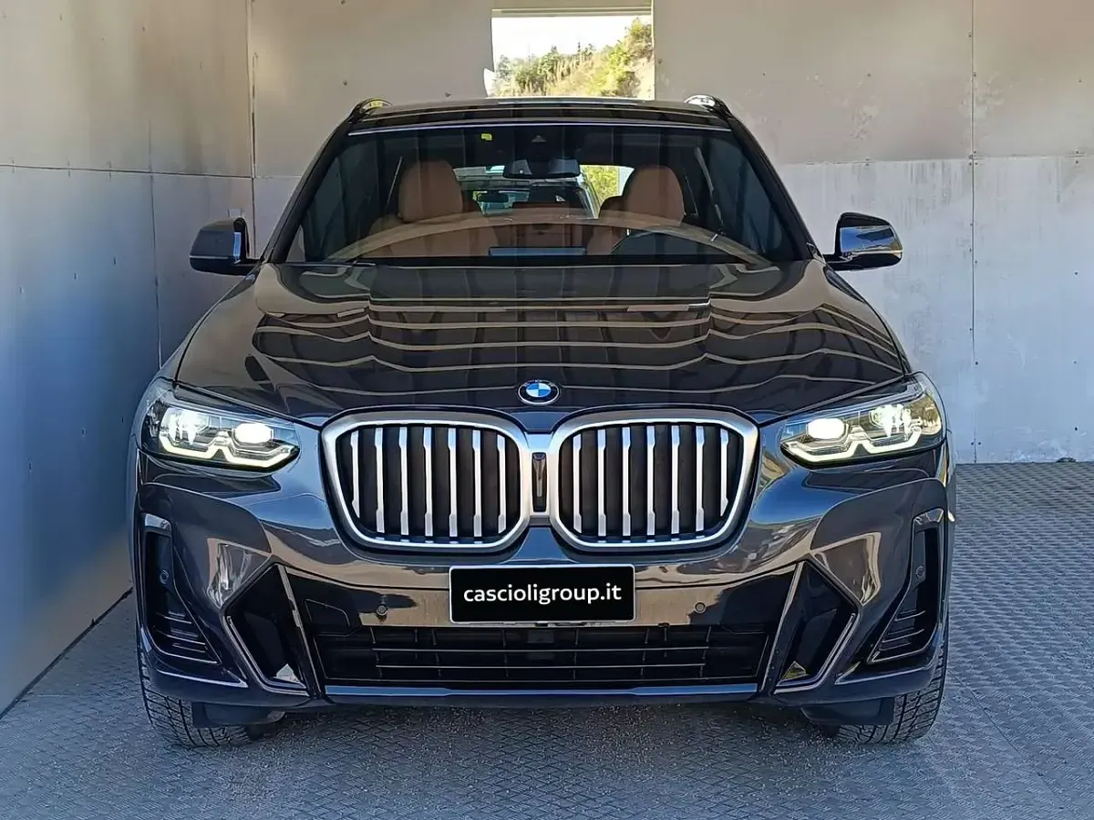 Usata BMW X3 Comfort Edition 190 CV (139 kW) 2023 Grigio SUV