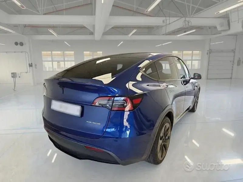 Usata Tesla Model Y 152 kW (208 CV) 2022 Bluazzurro SUV