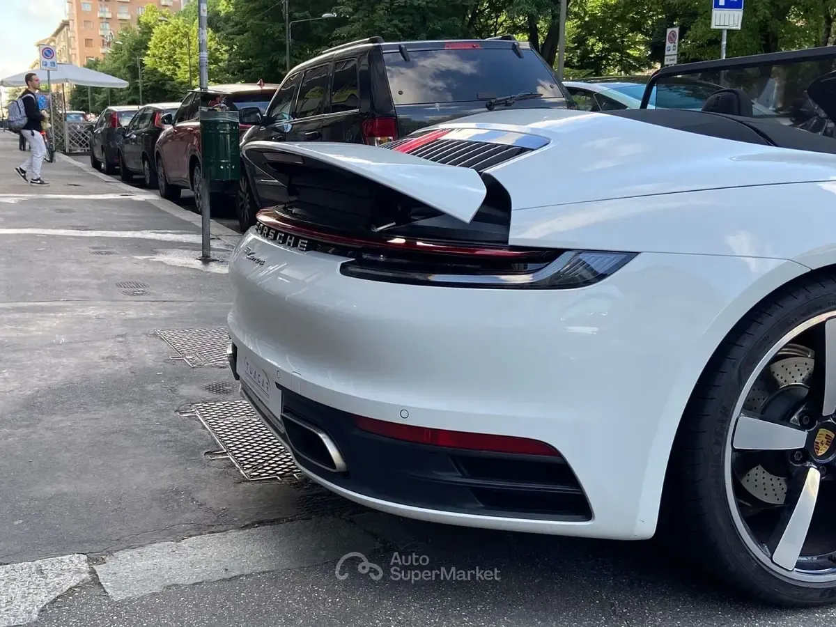 Usata Porsche 911 Carrera 385 CV (283 kW) 2021 Bianco